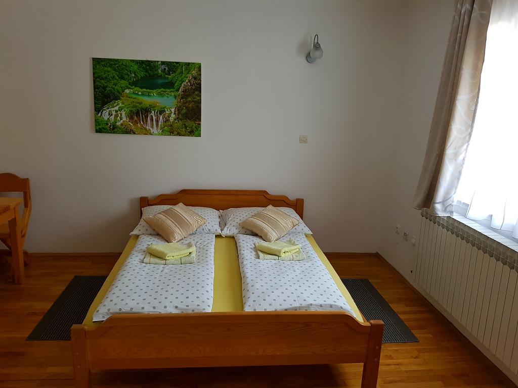 House Ana Bed & Breakfast Plitvicka Jezera Exterior photo